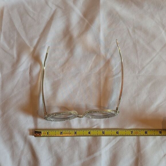 Vintage Cat Eye Rhinestone Glass from the 1950's 60's, By L. EVARD TWE FRANCE. - Picture 13 of 13